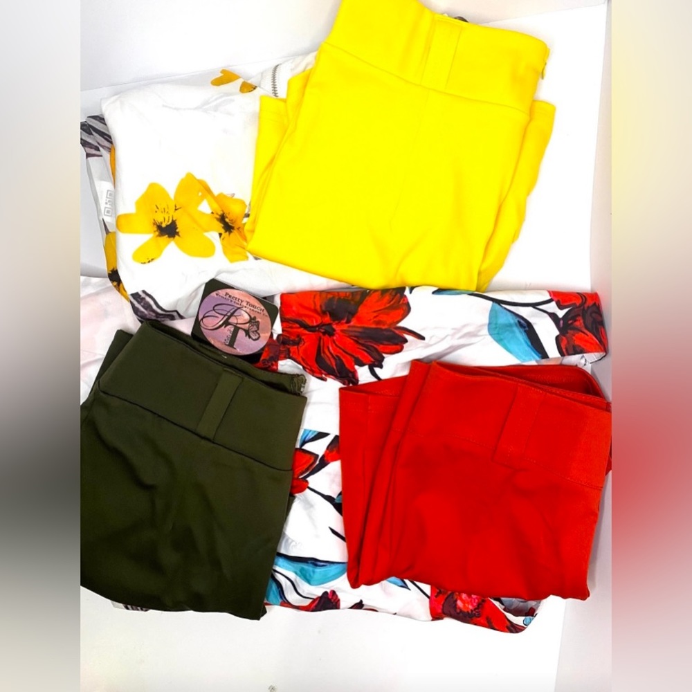 RED MEDIUM- Blouse short set